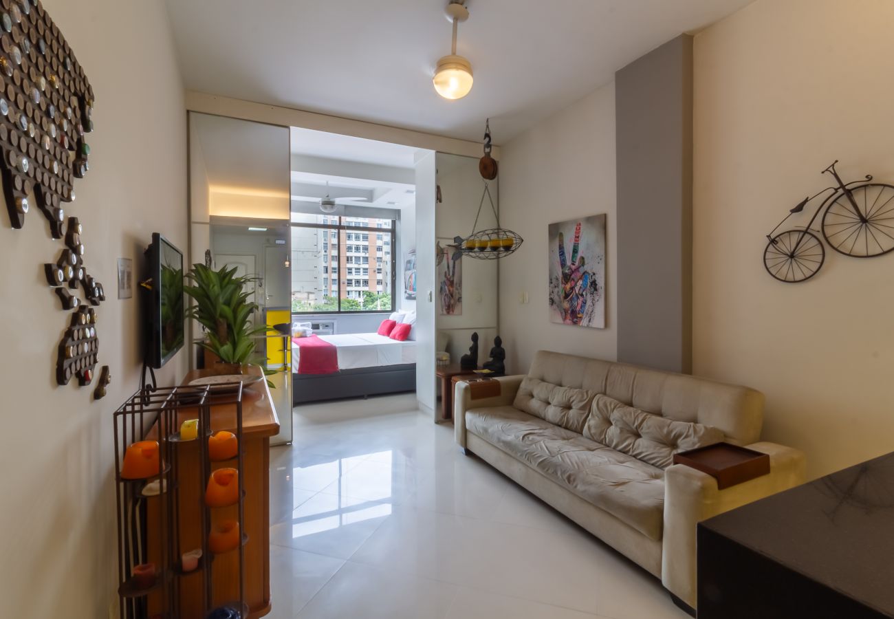 Apartment in Rio de Janeiro - 400 meters from Leme beach | PI401 Apartment in Rio de Janeiro - 400 meters from Leme beach | PI401