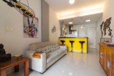 Apartment in Rio de Janeiro - 400 meters from Leme beach | PI401