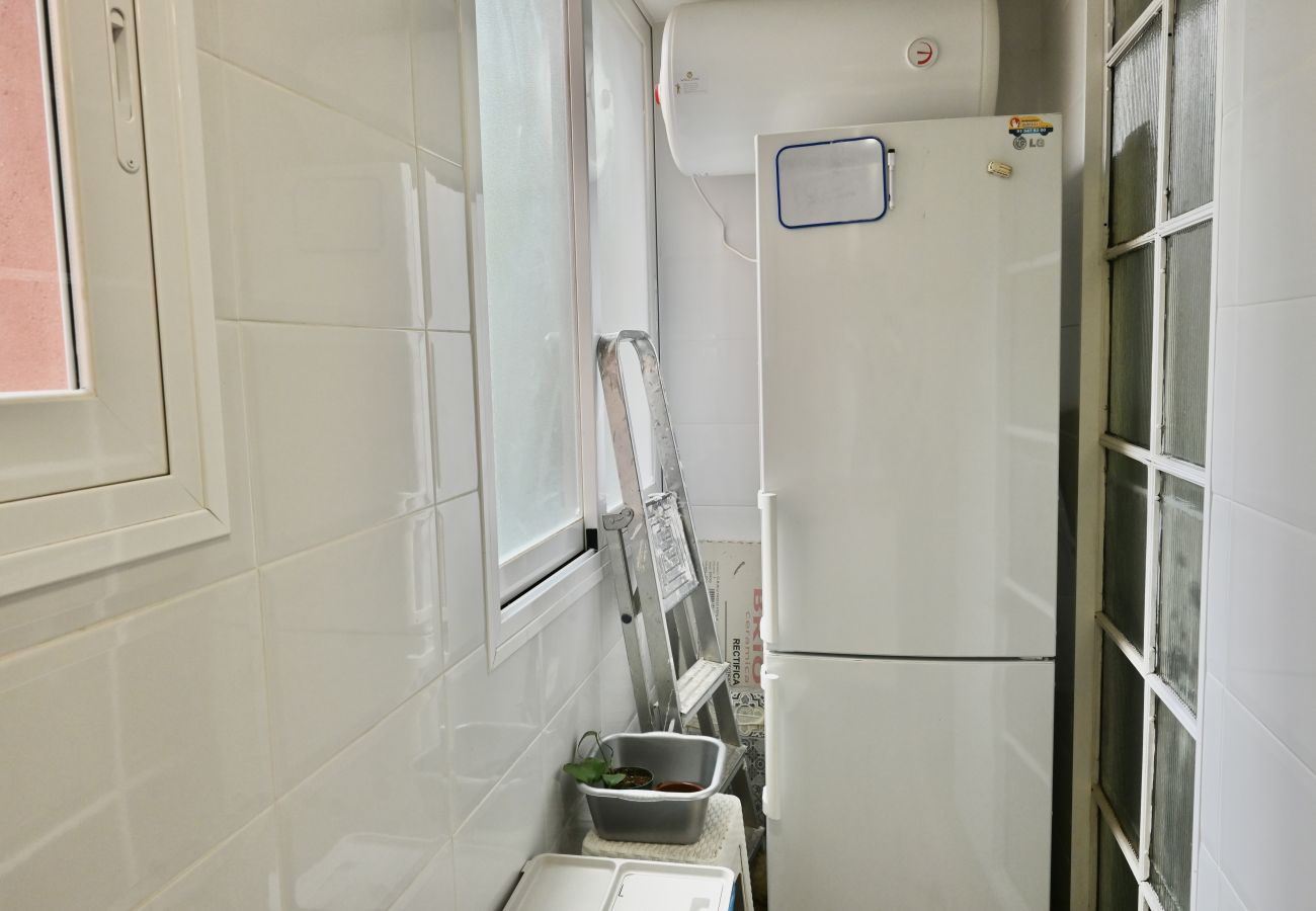 Apartment in Madrid - MADRID RIO - PALACIO REAL- HOSPITAL 12 OCTUBRE -3 ROOMS - 2 BATHROOMS Apartment in Madrid - MADRID RIO - PALACIO REAL- HOSPITAL 12 OCTUBRE -3 ROOMS - 2 BATHROOMS