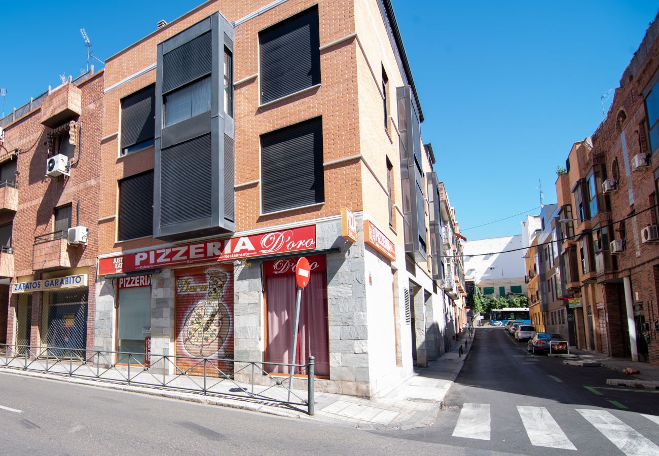 Apartment in Madrid - M (JMC 5) BERNABEU R. MADRID STADIUM APARTMENT 1 ROOM 2 PAX PARKING  - MADRID BUSINESS CENTER Apartment in Madrid - M (JMC 5) BERNABEU R. MADRID STADIUM APARTMENT 1 ROOM 2 PAX PARKING  - MADRID BUSINESS CENTER