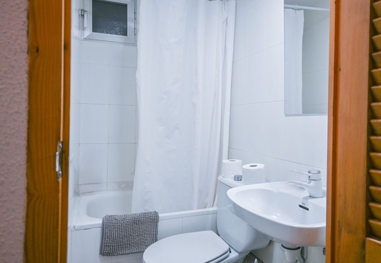 Studio in Madrid - COZY APARTMENT-LAVAPIES- MADRID CITY CENTER Studio in Madrid - COZY APARTMENT-LAVAPIES- MADRID CITY CENTER