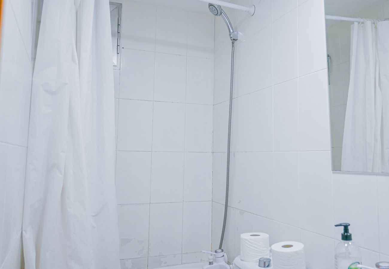 Studio in Madrid - COZY APARTMENT-LAVAPIES- MADRID CITY CENTER Studio in Madrid - COZY APARTMENT-LAVAPIES- MADRID CITY CENTER