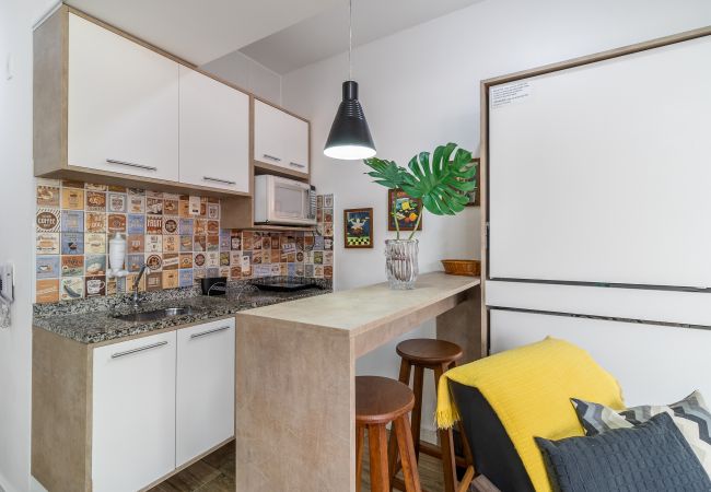 Studio in São Paulo -  Av1204 - Studio for 4 guests Rua avanhandava Studio in São Paulo -  Av1204 - Studio for 4 guests Rua avanhandava