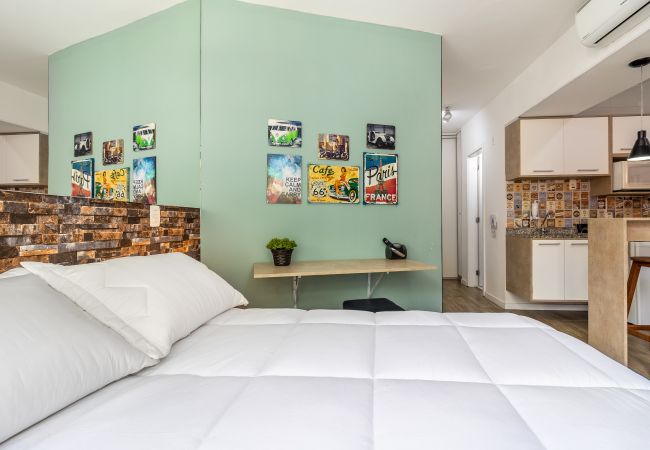 Studio in São Paulo -  Av1204 - Studio for 4 guests Rua avanhandava Studio in São Paulo -  Av1204 - Studio for 4 guests Rua avanhandava