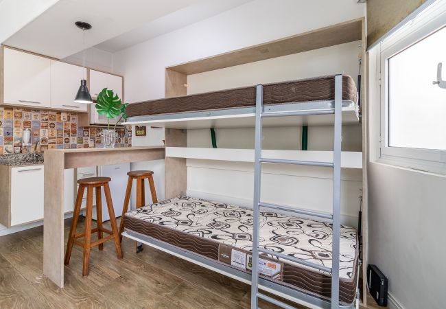 Studio in São Paulo -  Av1204 - Studio for 4 guests Rua avanhandava Studio in São Paulo -  Av1204 - Studio for 4 guests Rua avanhandava