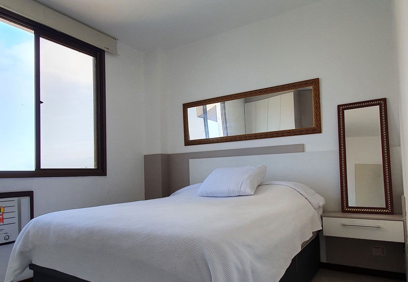 Apartment in Rio de Janeiro - Acolhedor flat à beira-mar na Barra da Tijuca Apartment in Rio de Janeiro - Acolhedor flat à beira-mar na Barra da Tijuca