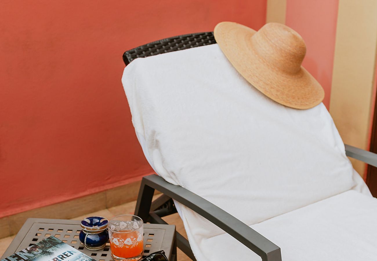 Cottage in Tacoronte - HomeForGuest Rural House El Laurel with terrace and large gardens Cottage in Tacoronte - HomeForGuest Rural House El Laurel with terrace and large gardens