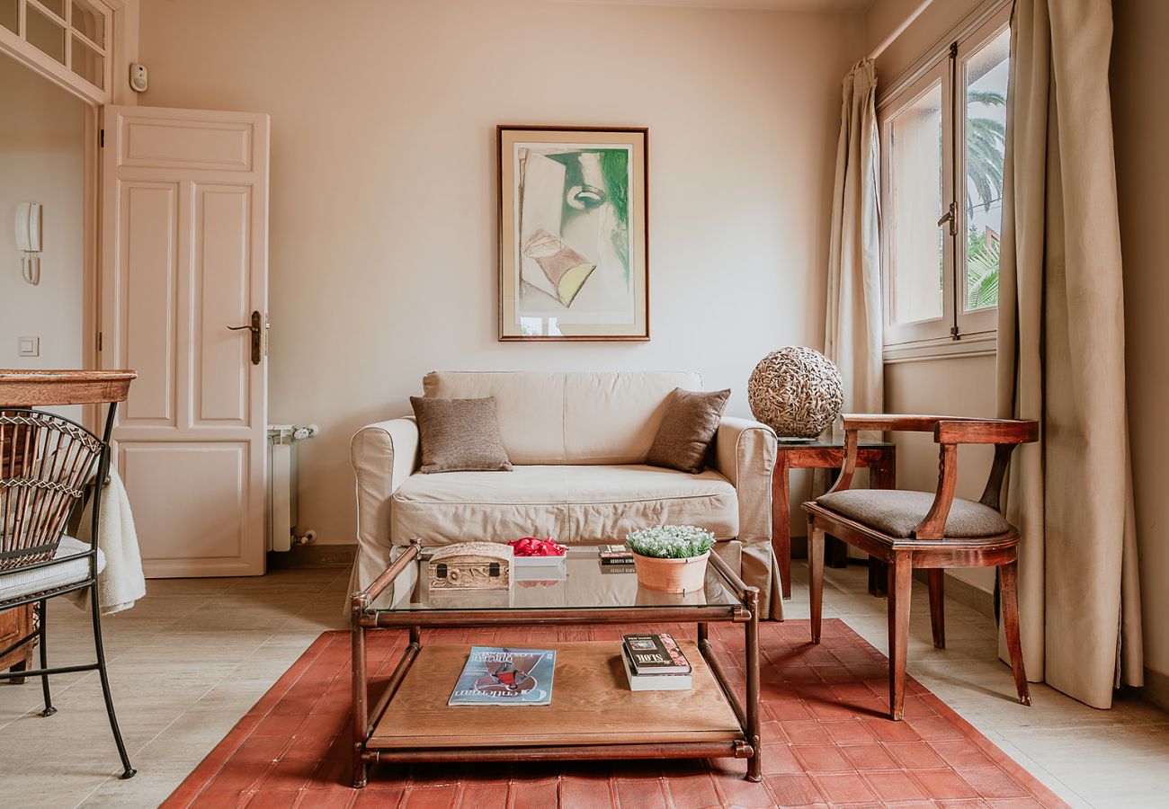 Cottage in Tacoronte - HomeForGuest Rural House El Laurel with terrace and large gardens Cottage in Tacoronte - HomeForGuest Rural House El Laurel with terrace and large gardens