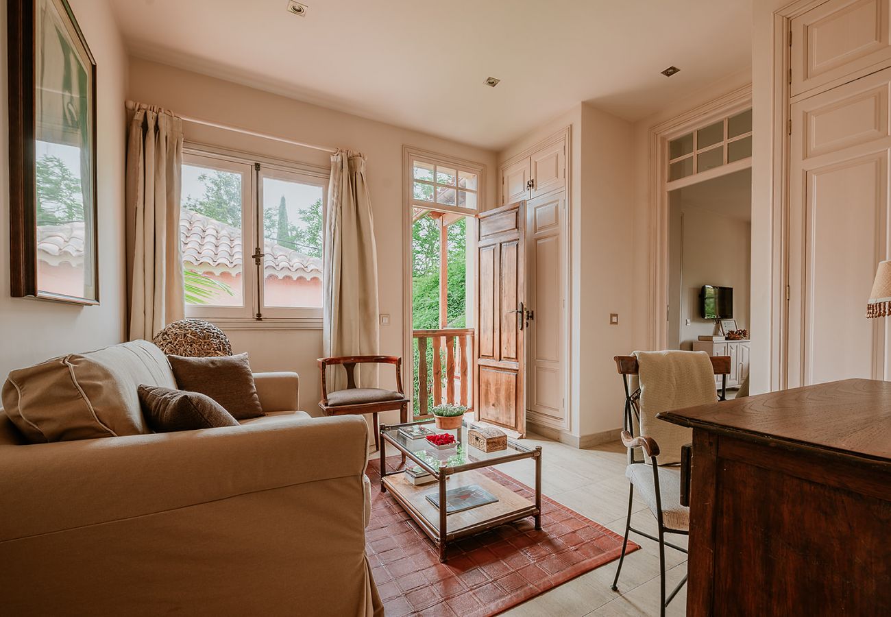 Cottage in Tacoronte - HomeForGuest Rural House El Laurel with terrace and large gardens Cottage in Tacoronte - HomeForGuest Rural House El Laurel with terrace and large gardens