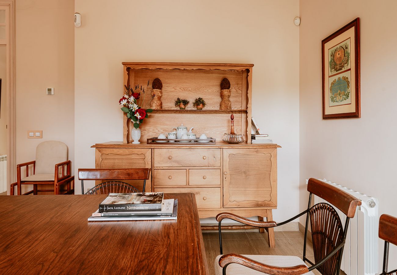 Cottage in Tacoronte - HomeForGuest Rural House El Laurel with terrace and large gardens Cottage in Tacoronte - HomeForGuest Rural House El Laurel with terrace and large gardens