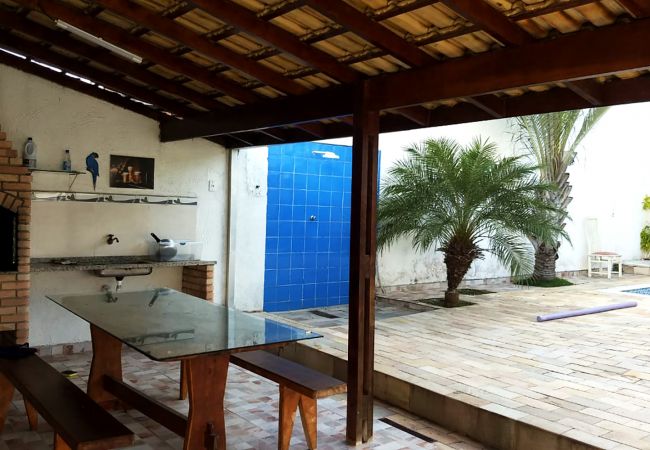  in Peruíbe - Incrível casa com churrasq e piscina em Peruíbe 
