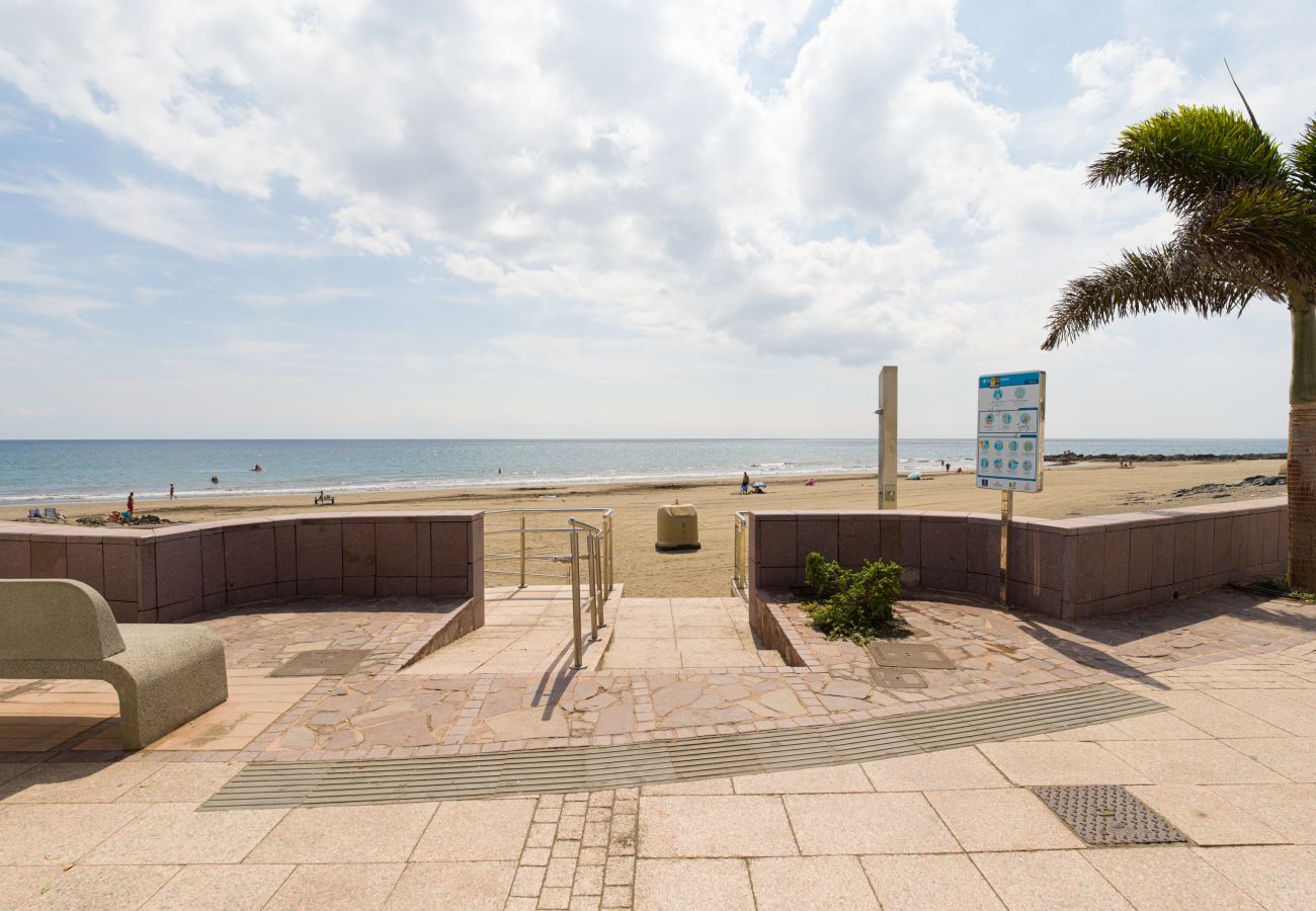 Apartment in San Bartolomé de Tirajana - HomeForGuest Modern Apartment in San Agustin 2 min from the beach Apartment in San Bartolomé de Tirajana - HomeForGuest Modern Apartment in San Agustin 2 min from the beach