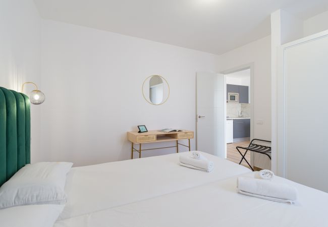 Apartment in Corralejo - Modern apartment. Swimming pool and terrace. Right on the beach in Corralejo - Home For Guest Apartment in Corralejo - Modern apartment. Swimming pool and terrace. Right on the beach in Corralejo - Home For Guest