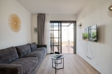 Apartment in Corralejo - Modern apartment. Swimming pool and terrace. Right on the beach in Corralejo - Home For Guest