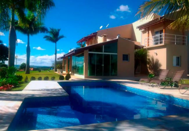  in Paranapanema - Casa com piscina a 150m da Represa do Jurumirim/SP
