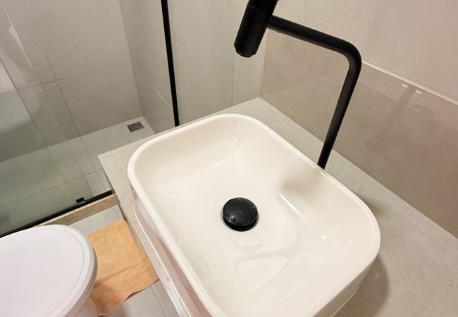 Rent by room in Angra dos Reis - Suíte com vista Pro Mar Rent by room in Angra dos Reis - Suíte com vista Pro Mar