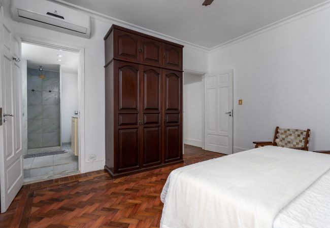 Apartment in Rio de Janeiro - Sea view, 50 metres from the beach | BI701 Apartment in Rio de Janeiro - Sea view, 50 metres from the beach | BI701