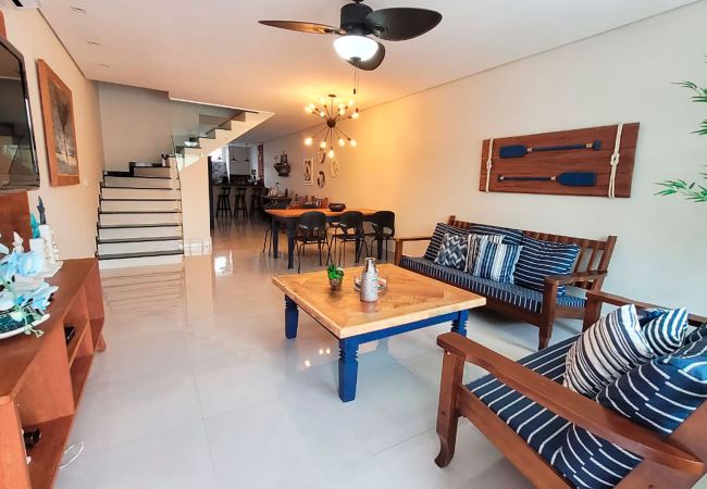  in São Sebastião - Casa com churrasq a 750m da Praia de Juquehy/SP