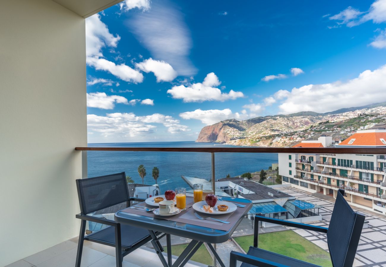 Apartment in Funchal - Centromar Residence Ocean View by Atlantic Holiday