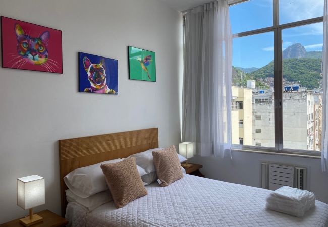 Apartment in Rio de Janeiro - 4 minutes from Copacabana beach | NSC1104 Apartment in Rio de Janeiro - 4 minutes from Copacabana beach | NSC1104