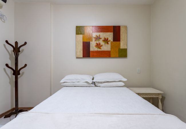 Apartment in Rio de Janeiro - 2 minutes from Copacabana beach | A303 Apartment in Rio de Janeiro - 2 minutes from Copacabana beach | A303