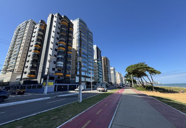 Apartment in Vila Velha - Lindo Apto frente ao mar da Praia de Itaparica ES