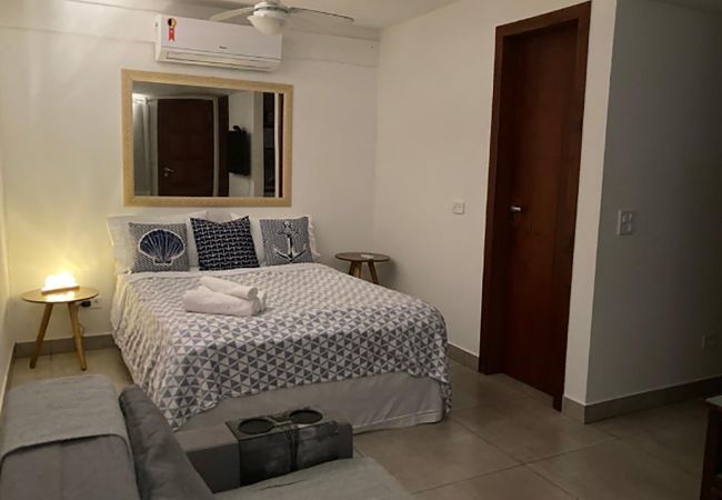 Apartment in Armação dos Búzios - Loft a 600 metros da praia c piscina em Búzios/RJ  Apartment in Armação dos Búzios - Loft a 600 metros da praia c piscina em Búzios/RJ