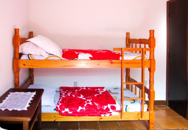 Apartment in Ubatuba - Apto confortável c Wi-Fi e próx à Praia Grande/SP Apartment in Ubatuba - Apto confortável c Wi-Fi e próx à Praia Grande/SP