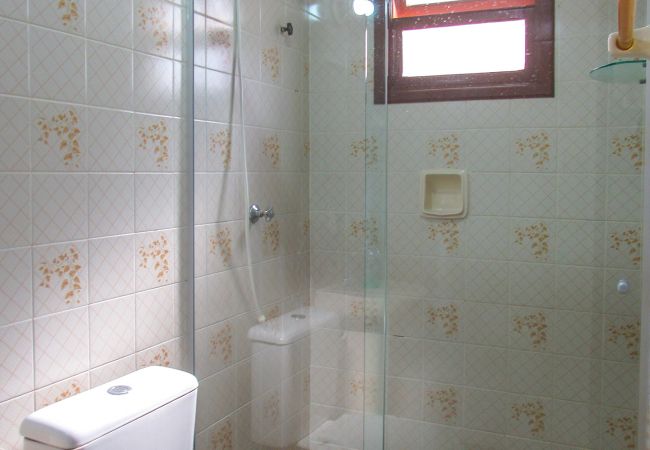 Apartment in Ubatuba - Apto confortável c Wi-Fi e próx à Praia Grande/SP Apartment in Ubatuba - Apto confortável c Wi-Fi e próx à Praia Grande/SP