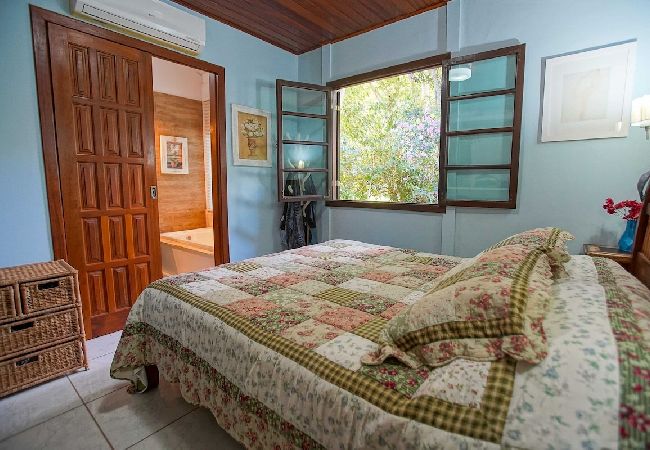 House in Petrópolis - GUI8A| Casa com piscina em Secretário House in Petrópolis - GUI8A| Casa com piscina em Secretário