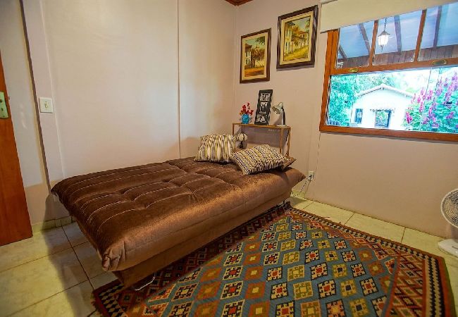 House in Petrópolis - GUI8A| Casa com piscina em Secretário House in Petrópolis - GUI8A| Casa com piscina em Secretário