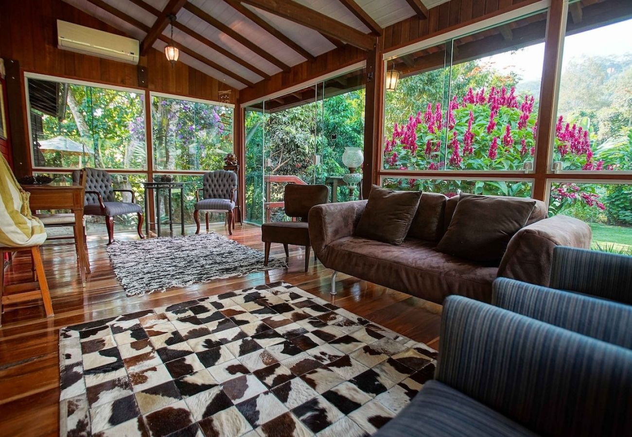 House in Petrópolis - GUI8A| Casa com piscina em Secretário House in Petrópolis - GUI8A| Casa com piscina em Secretário