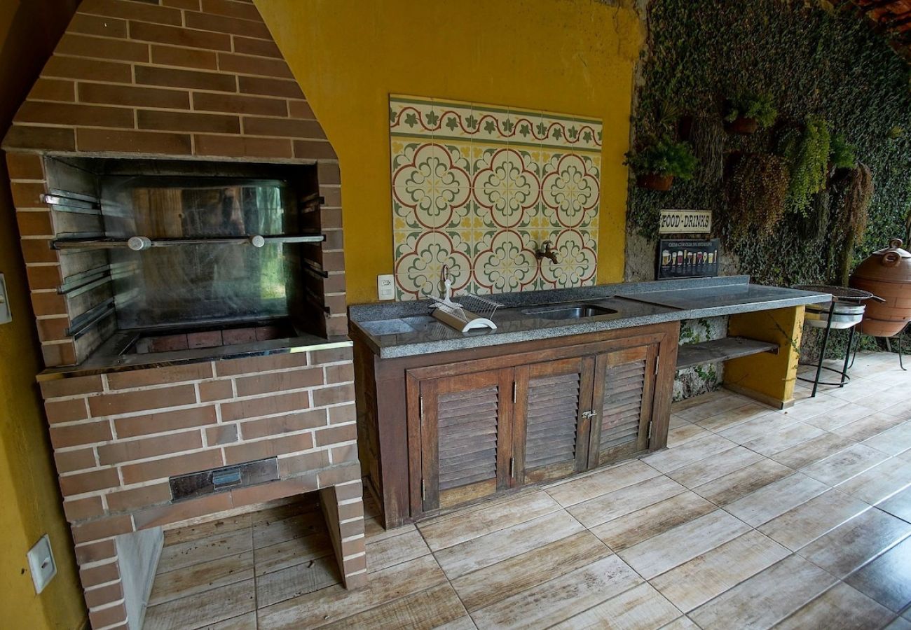 House in Petrópolis - GUI8A| Casa com piscina em Secretário House in Petrópolis - GUI8A| Casa com piscina em Secretário