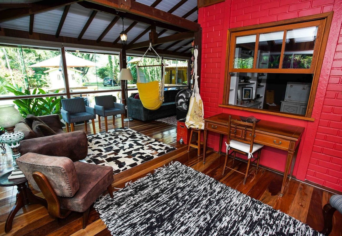 House in Petrópolis - GUI8A| Casa com piscina em Secretário House in Petrópolis - GUI8A| Casa com piscina em Secretário
