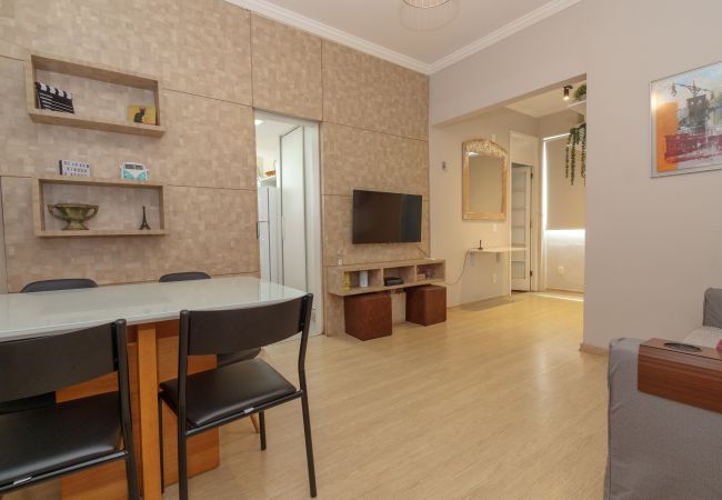 Apartment in Rio de Janeiro - NS802| Apto charmoso a 2 quadras da praia de Copa Apartment in Rio de Janeiro - NS802| Apto charmoso a 2 quadras da praia de Copa