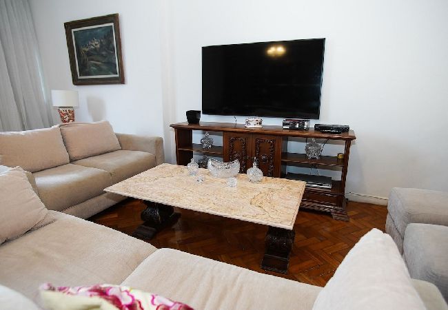 Apartment in Rio de Janeiro - BUL302| 3 qts na divisa de Ipanema e Copacabana Apartment in Rio de Janeiro - BUL302| 3 qts na divisa de Ipanema e Copacabana