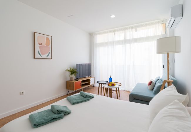 Studio in Las Palmas de Gran Canaria - HomeForGuest Studio Sol Canteras with terrace  Studio in Las Palmas de Gran Canaria - HomeForGuest Studio Sol Canteras with terrace