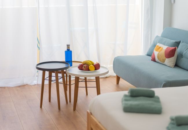 Studio in Las Palmas de Gran Canaria - HomeForGuest Studio Sol Canteras with terrace  Studio in Las Palmas de Gran Canaria - HomeForGuest Studio Sol Canteras with terrace