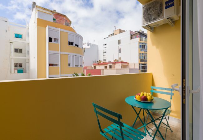 Studio in Las Palmas de Gran Canaria - HomeForGuest Studio Sol Canteras with terrace  Studio in Las Palmas de Gran Canaria - HomeForGuest Studio Sol Canteras with terrace