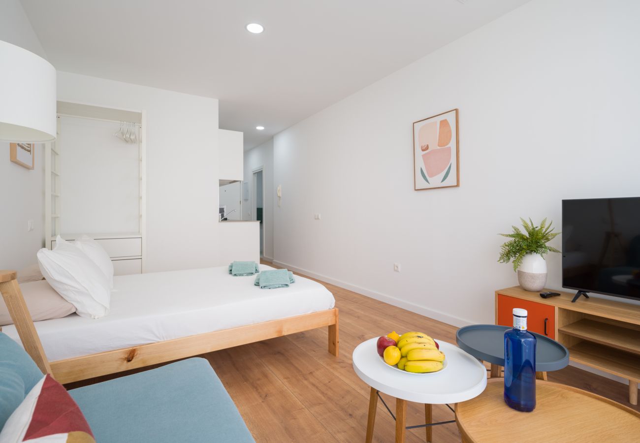 Studio in Las Palmas de Gran Canaria - HomeForGuest Studio Sol Canteras with terrace  Studio in Las Palmas de Gran Canaria - HomeForGuest Studio Sol Canteras with terrace