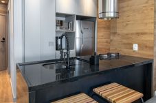 Studio in Rio de Janeiro - 3 minutes from Copacabana beach | DF115