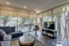 Apartment in Ciudad de México - Aesthetic Apartment Roma Sur MX (TLC30)