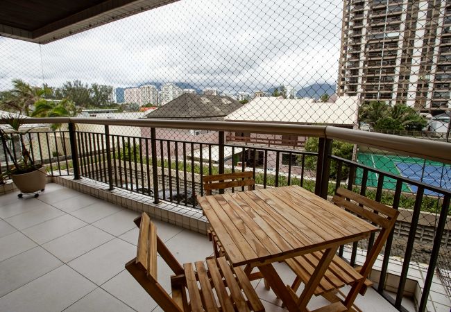 Apartment in Rio de Janeiro - LUC115| Flat na praia da Barra com piscina e sauna Apartment in Rio de Janeiro - LUC115| Flat na praia da Barra com piscina e sauna