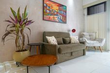 Apartment in Rio de Janeiro - LUC115| Flat na praia da Barra com piscina e sauna