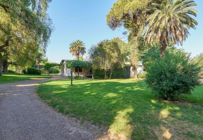 House in Luján de Cuyo - Tradicional Casona de época, con desayuno House in Luján de Cuyo - Tradicional Casona de época, con desayuno