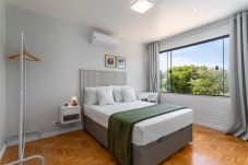 Apartment in Rio de Janeiro - 2 km from Praia da Alvorada, near Barra Shopping | AM203