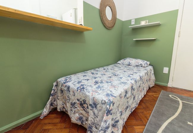 Apartment in Rio de Janeiro - BUL303| Apto bucólico entre Copacabana e Ipanema Apartment in Rio de Janeiro - BUL303| Apto bucólico entre Copacabana e Ipanema