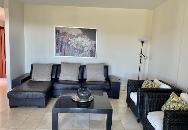 Villa in San Bartolomé de Tirajana - HomeForGuest Villa in Salobre with magnificent views of the golf course. Villa in San Bartolomé de Tirajana - HomeForGuest Villa in Salobre with magnificent views of the golf course.