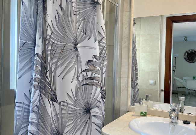 Villa in San Bartolomé de Tirajana - HomeForGuest Villa in Salobre with magnificent views of the golf course. Villa in San Bartolomé de Tirajana - HomeForGuest Villa in Salobre with magnificent views of the golf course.