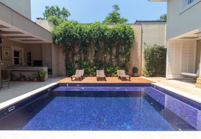  in Rio de Janeiro - Casa com piscina no Leblon (Jd Pernambuco) 
